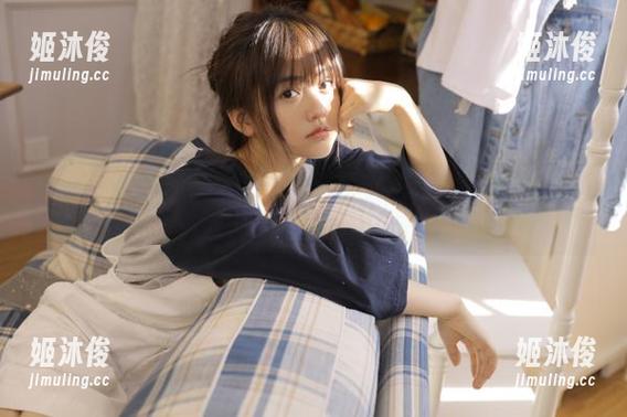 Hatori Sama “Hatori Sama强袭号”私拍合集:记录她独特美丽的每个瞬间